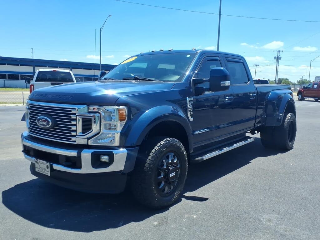 2020 Ford F-450 Lariat 4x4 Crew Cab 8' Box DRW's photo
