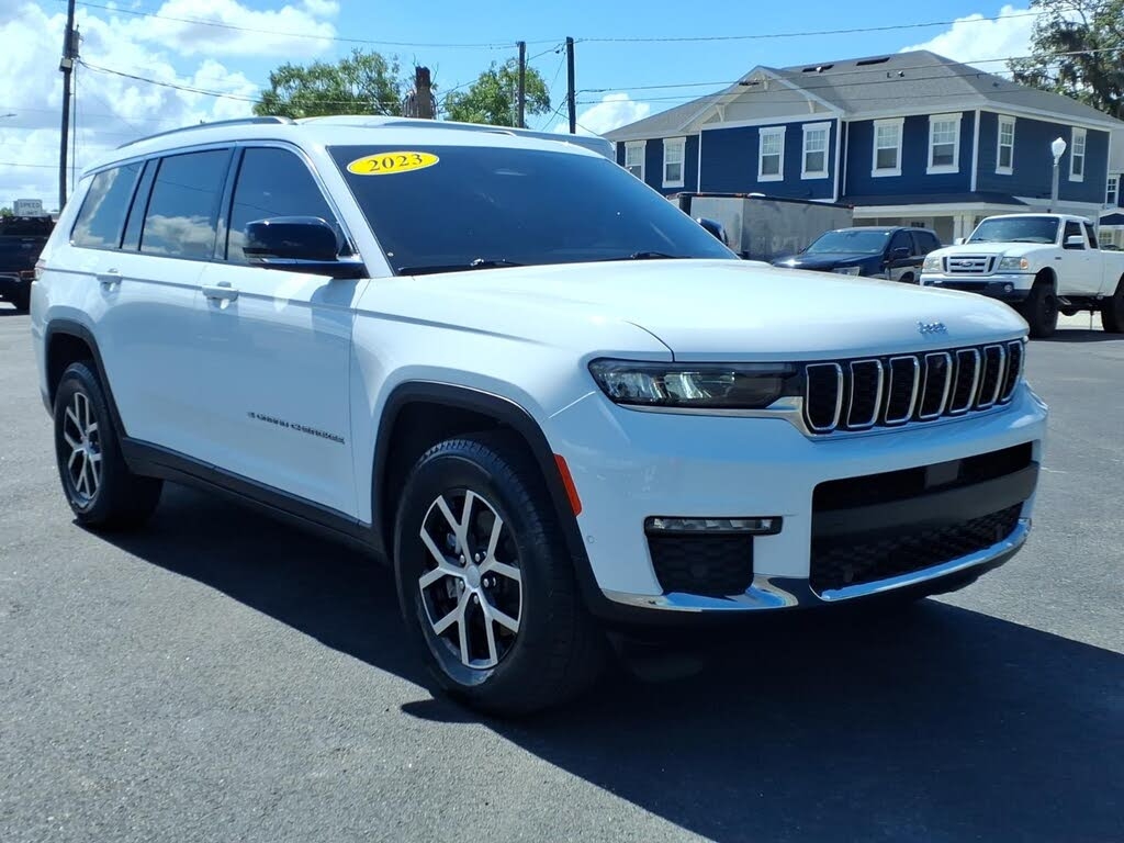 2023 Jeep Grand Cherokee L Limited 4x4's photo