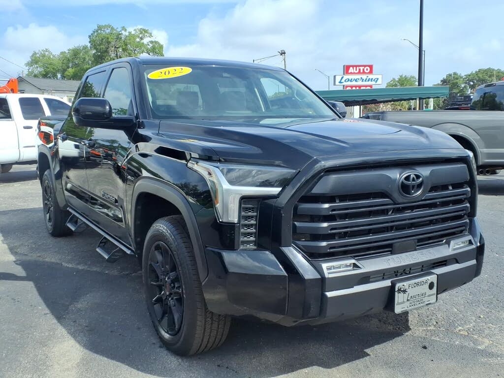 2022 Toyota Tundra SR5 3.4L 4WD CrewMax 5.5' Bed's photo