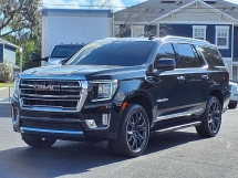 2021 GMC Yukon SLT w/ Rear Media and Nav Package