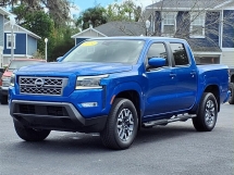2024 Nissan Frontier SL RWD