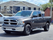 2019 RAM 1500 Tradesman AWD/4WD w/ Chrome Appearance Group