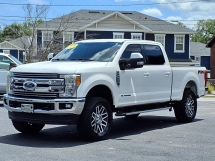 2017 Ford F250 Lariat AWD/4WD w/ FX4 Off-Road Package