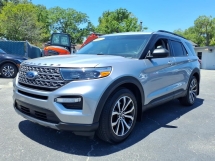 2021 Ford Explorer XLT RWD w/ Equipment Group 202A