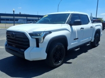 2024 Toyota Tundra SR5 AWD/4WD w/ SR5 Convenience Package