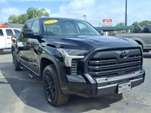 2022 Toyota Tundra SR5 AWD/4WD