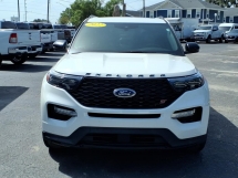 2022 Ford Explorer ST AWD/4WD w/ Equipment Group 401A