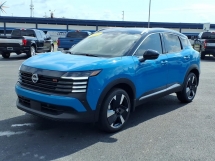 2025 Nissan Kicks SR FWD