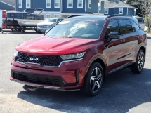 2023 Kia Sorento S FWD w/ Panoramic Sunroof Package