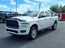 2020 RAM  3500 Laramie AWD/4WD w/ Laramie Level 1 Equipment Group